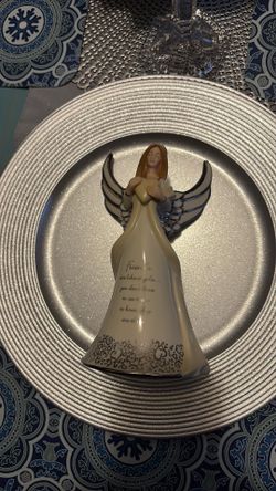 The Bradford Exchange “Friends are Like Angels” Figurine