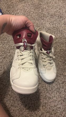 Nike Air Jordan 6 Retro "Maroon" (2015) - Size 6Y / Women's 7.5 - Authentic
