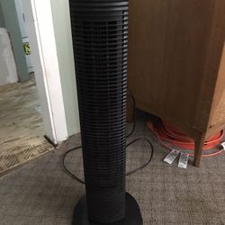 Holmes Tower Black Floor Standing Fan…
