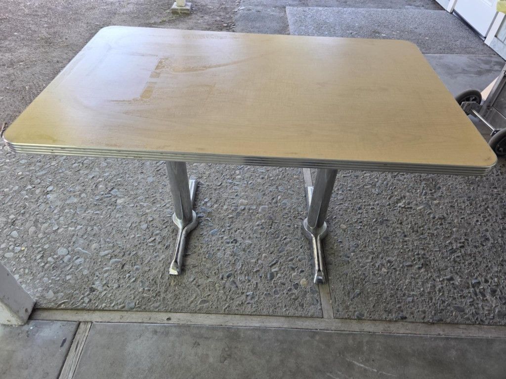 Table 50x30