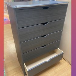 Dresser/ Five drawers dresser