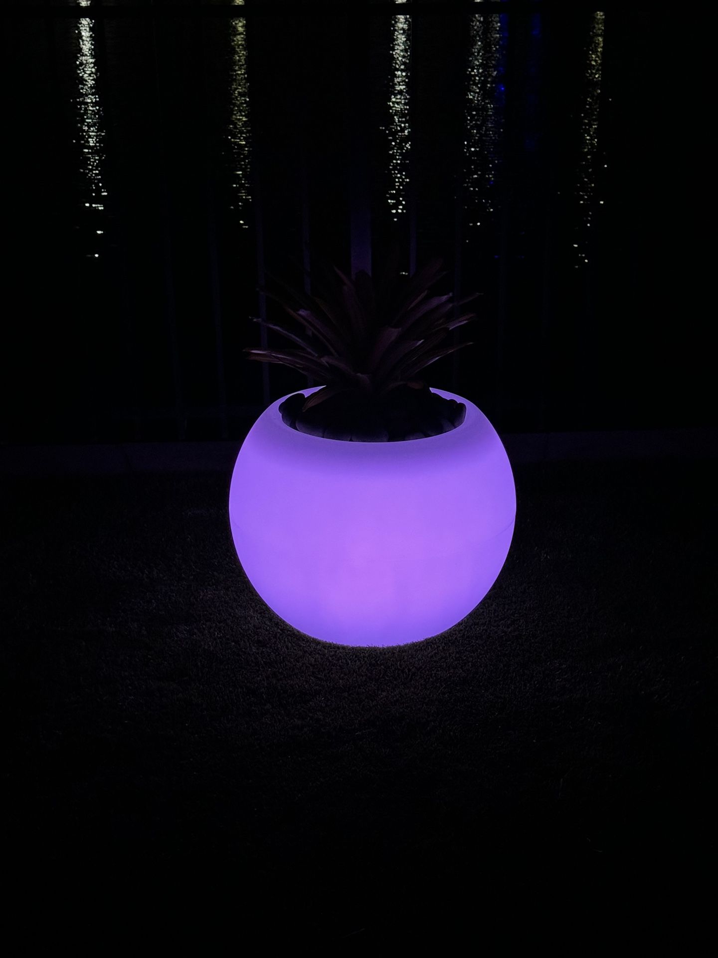 Led Circular Flower Pot (Medium)