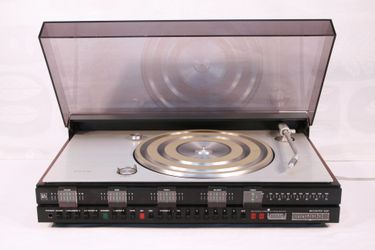 70's Bang Olufsen BeoCenter 3500 Record Player, FM Tuner, Amplifier
