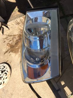 2006-2008 Dodge Ram 1500 Headlighs