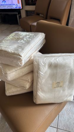 OWEN Blankets