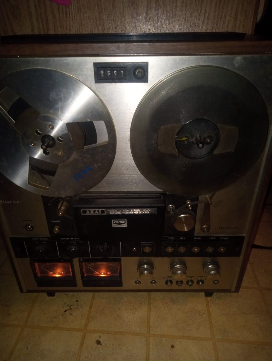 Old School Stereo System