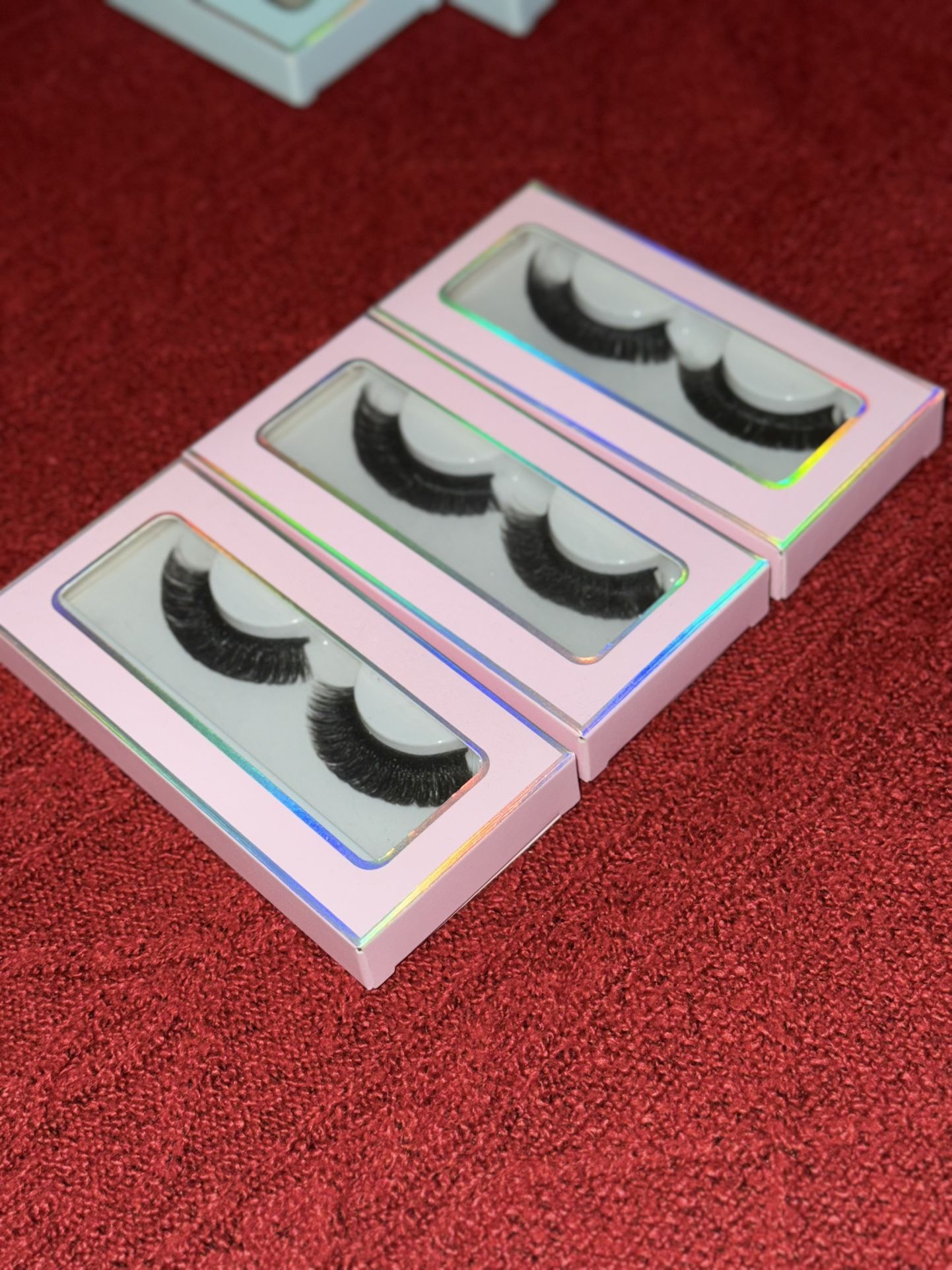 Wispy & Russian Vegan Eyelashes With Free Spooly