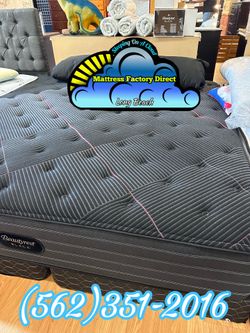 Beautyrest black king mattress and Boxspring bed set new Colchon y tambor