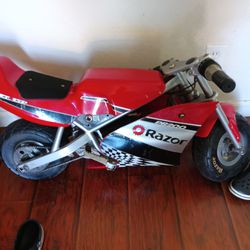 Pocket Rocket Razor Motorcycle 