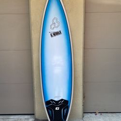 Al Merrick Flyer  II  EPS without  Fins 6’ 6” Surfboard 