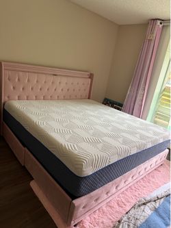 Brand  New King size Memory foam mattress