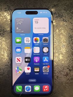 Apple iPhone 15 (UNLOCKED, 128GB, Black)