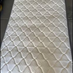 TWIN MATTRESS & BOX SPRING