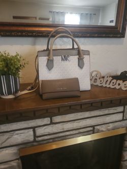 Michael kors purse  and wallet