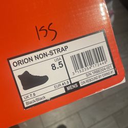 Ewing Athletics Orion Non-Strap – All Black