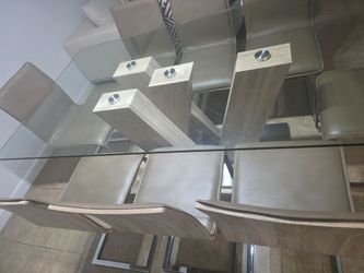 Hermoso Comedor Moderno de Cristal Templado – 8 Puestos (Impecable)