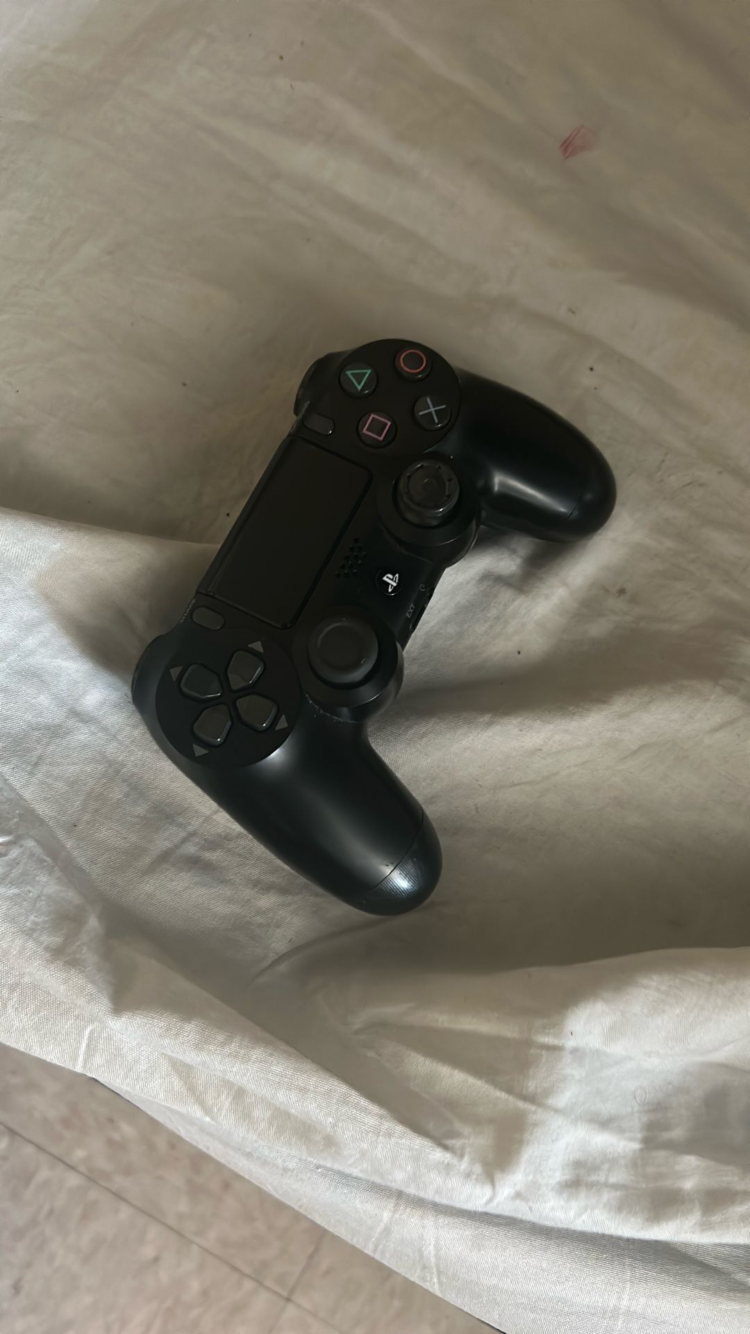 PS4 Controller W /Charger