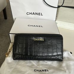 Selling My Chanel Wallet