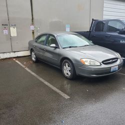 2001 Ford Taurus