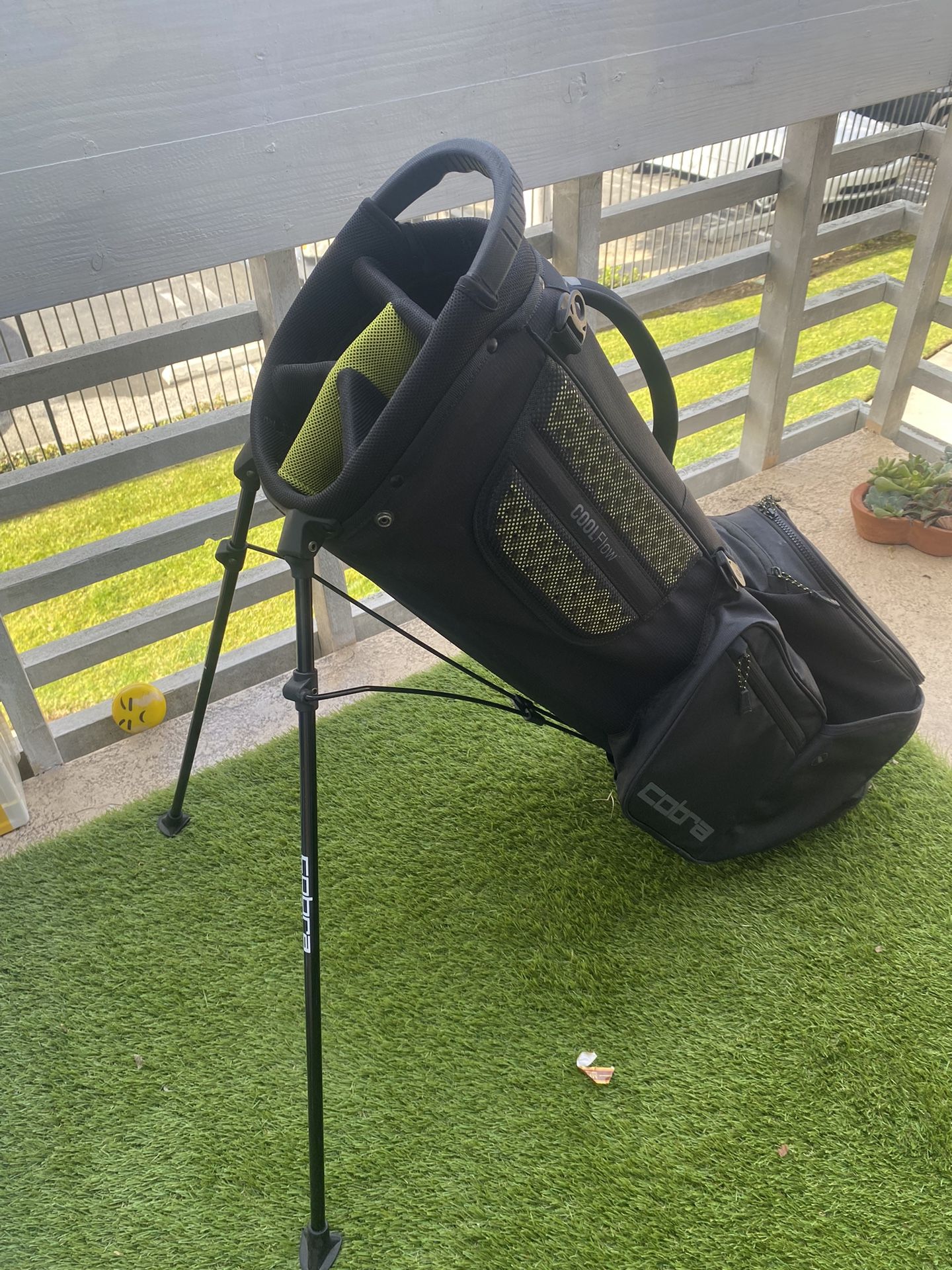 Cobra  Golf Bag