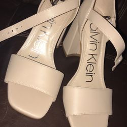 Calvin Klein Women's Jeroty Heeled Sandal size 5.5