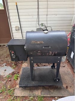 Traeger pellet Smoker BBQ