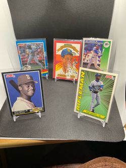 Ken Griffey Jr. Baseball Card Lot of 5