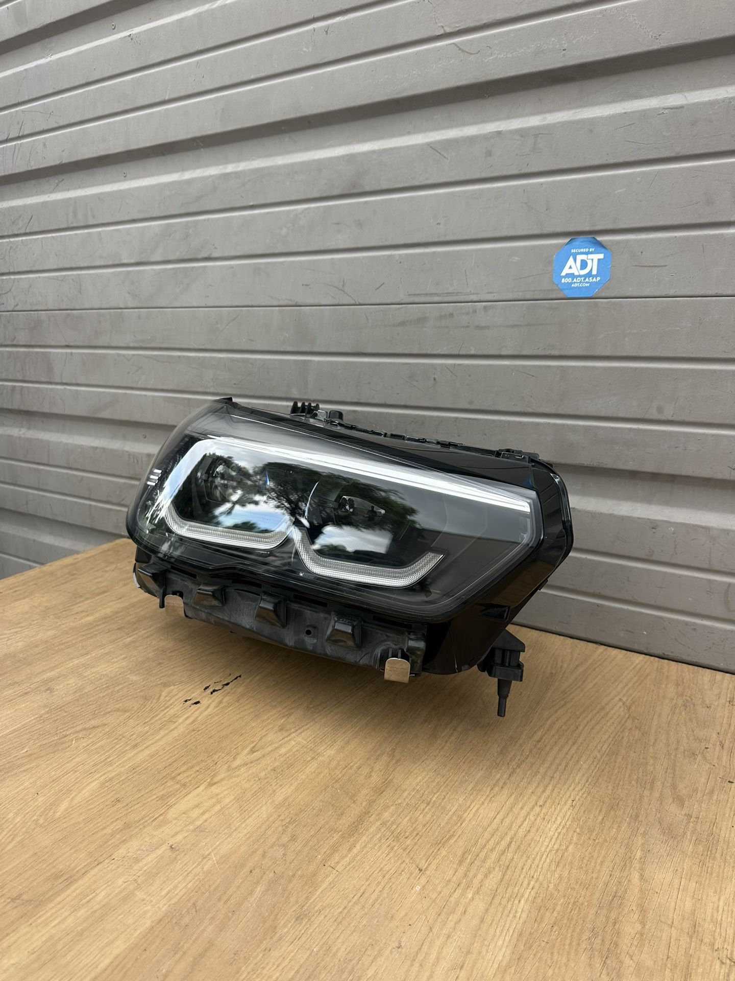 BMW X5/X6 G05/G06 ORIGINAL RIGHT PASSENGER LED HEADLIGHT COMPLETE ASSEMBLY 2019-2023