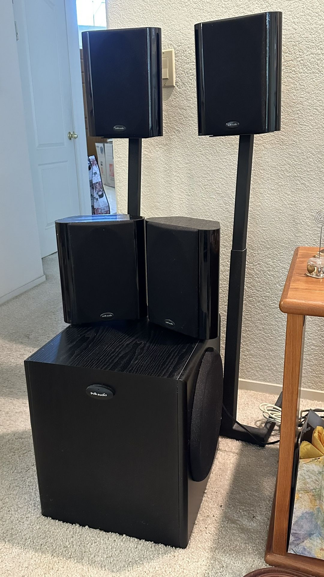 Polk Audio RM7500 5.1 Surround Sound Speaker System + PSW650 Subwoofer