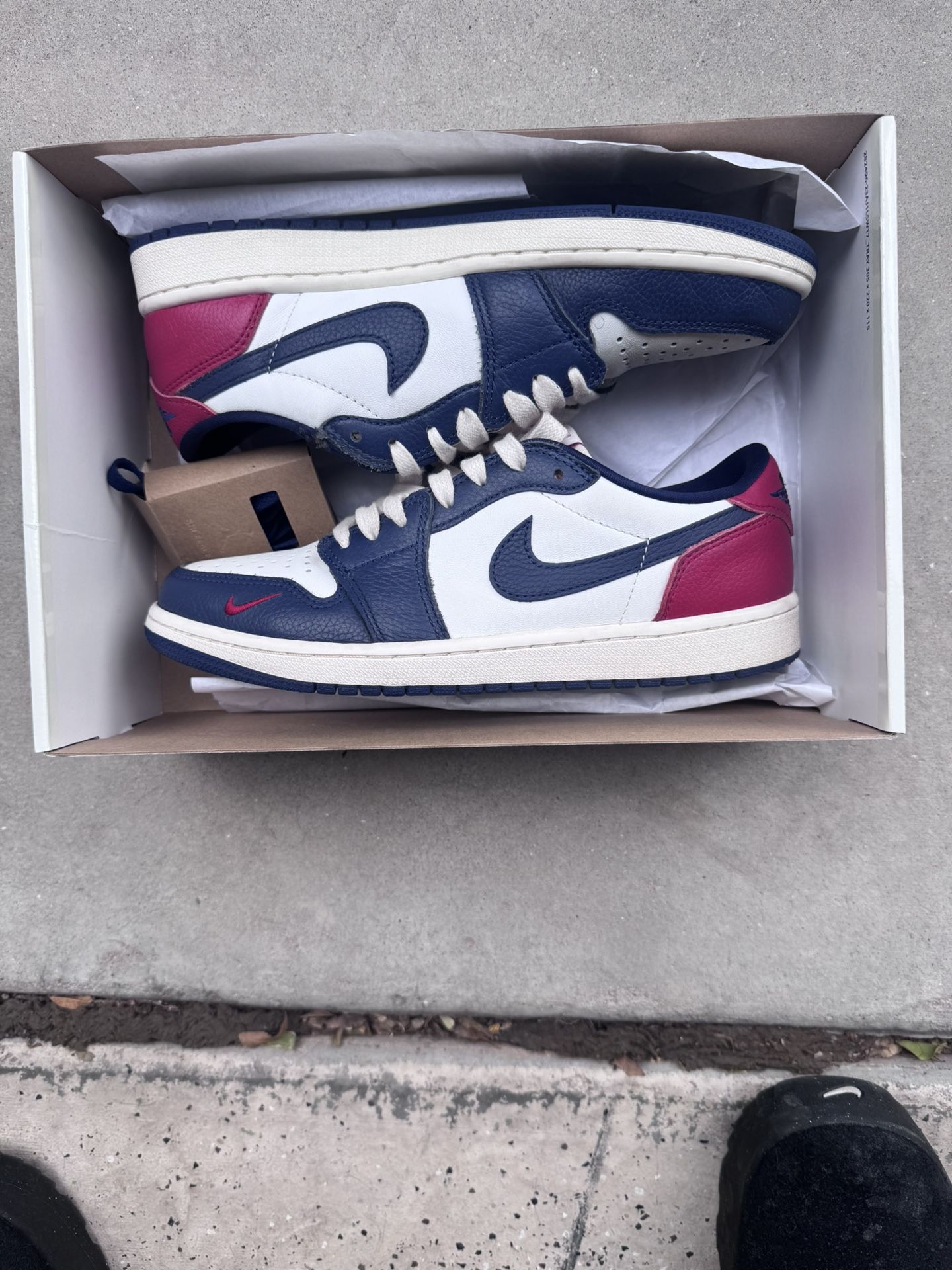 Jordan 1 Low Size 8.5