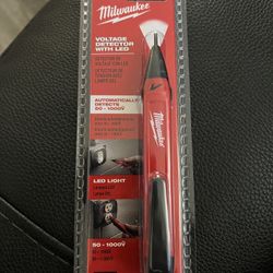 milwaukee voltage detector 
