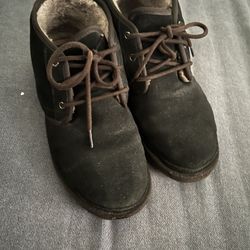 Black Uggs