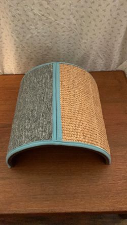 Cat tunnel/scratching post.
