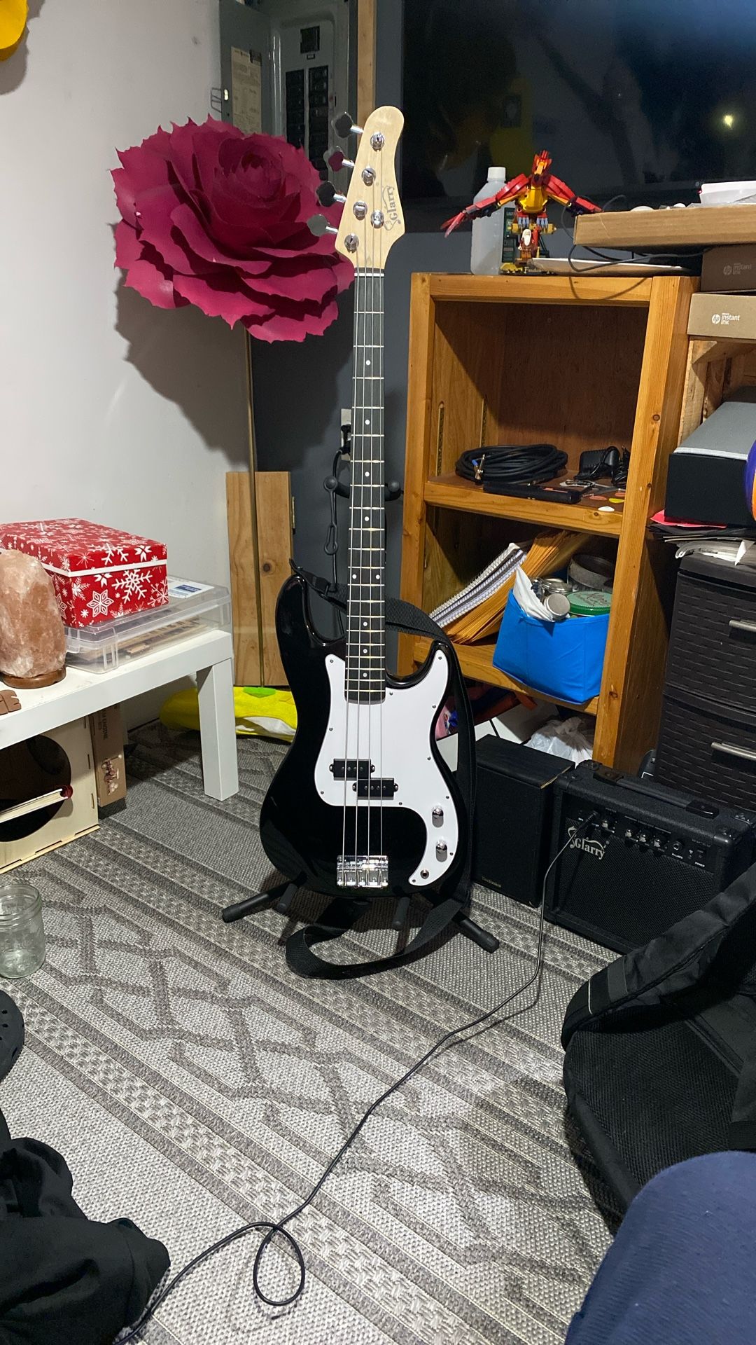 Glarry 20 fret 4 String P-bass Black And White