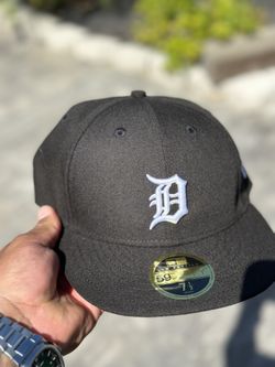 Detroit Tigers In Black 7 1/2 