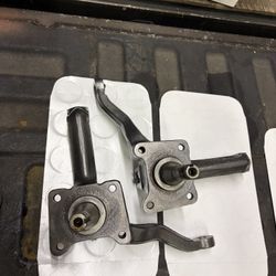 1965-66 Mustang V8 Spindles 