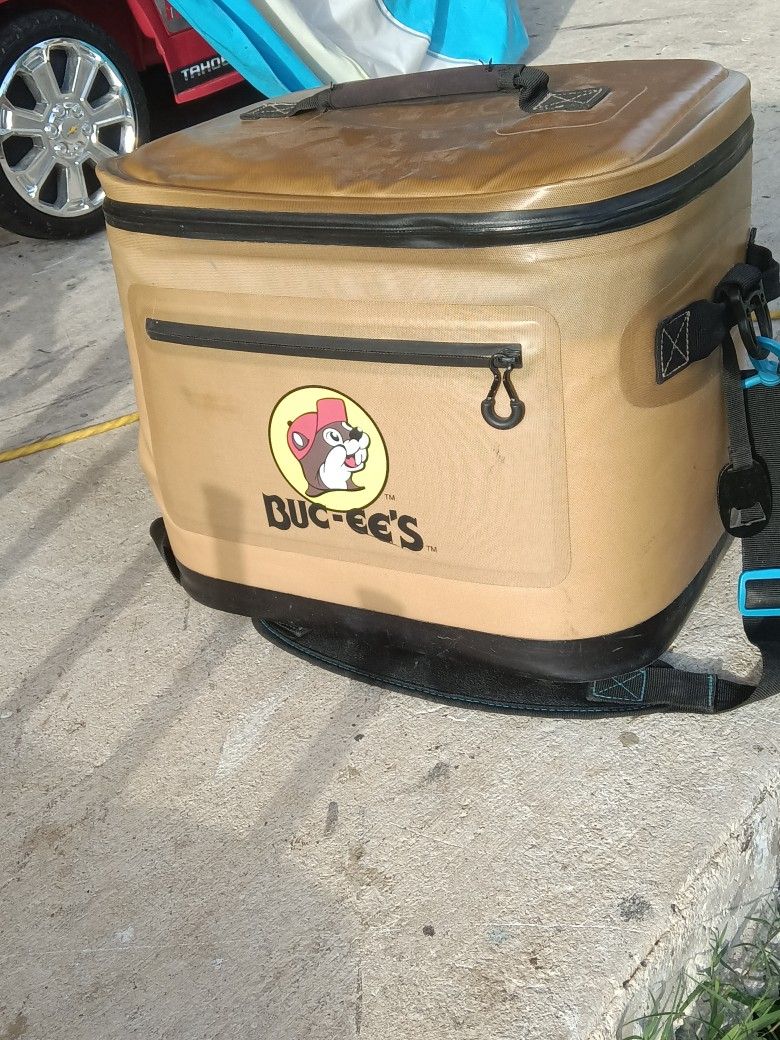 Ice Chest for Sale in San Antonio, TX OfferUp