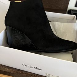 Calvin Klein (Ankle Bootie’s)