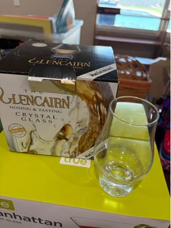 Wine tasting glasses set of 4
