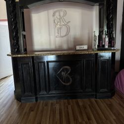 Custom Bar