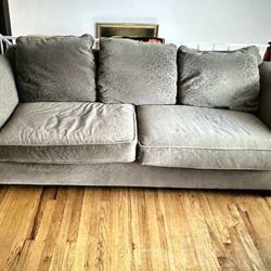 Cheap Velvet Bauhaus Couch/Sofa Give Best Offer