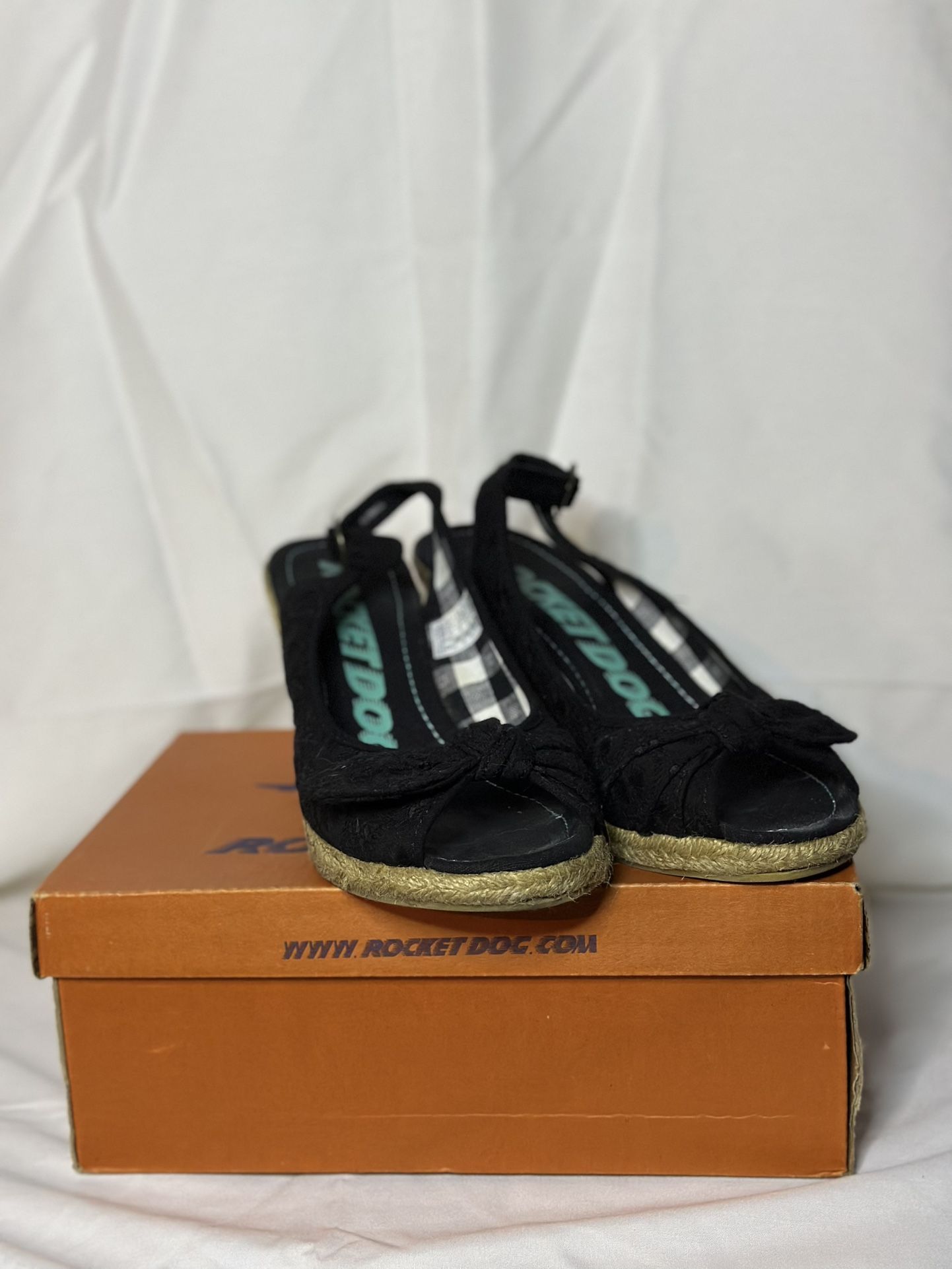 Rocket Dog Dashing Bahama Cotton Flats — Women’s 8M