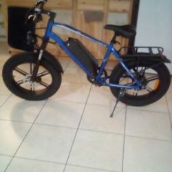 A ,OUXI R7 Ebike.  500w, 48v13Ah Bike. Great For Tucson's Hills And Valleys. Blue In Color. 20/4.0 Size