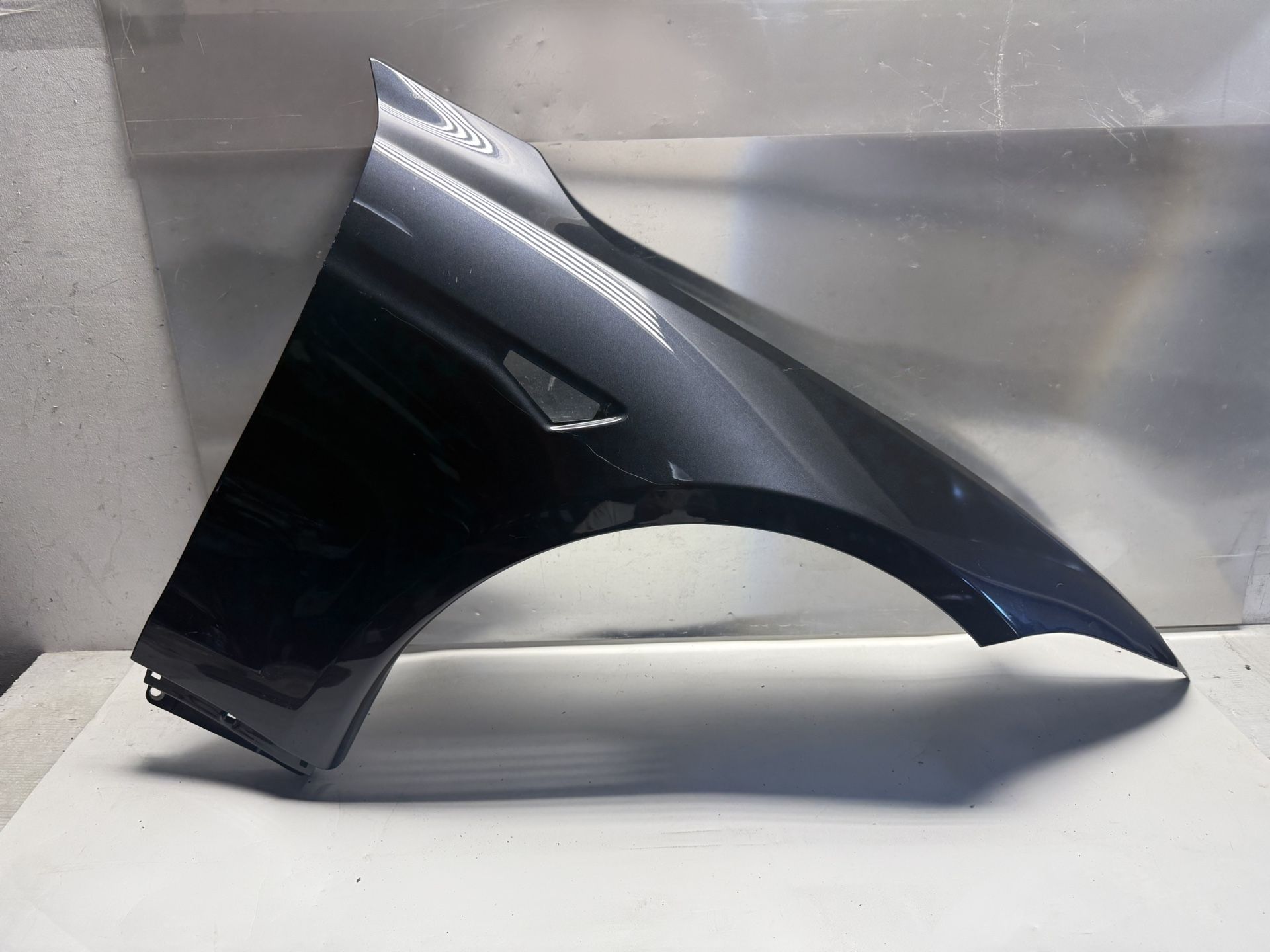 2021 2022 2023 2024 Tesla Model S Plaid Right Passenger Side Fender