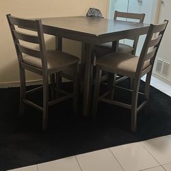 Table With Chairs And Good Condition Just Some Marks On The Table That Could Be Touched Up. The Chairs Are In Good Condition.