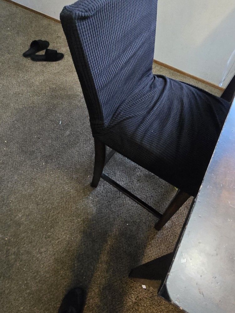 Tall Solid Wood Kitchen Table With 4 Tall Chairs