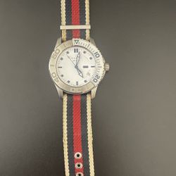 almost new real gucci authentic watch for 100 dollars