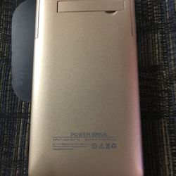 telephone built in power bank