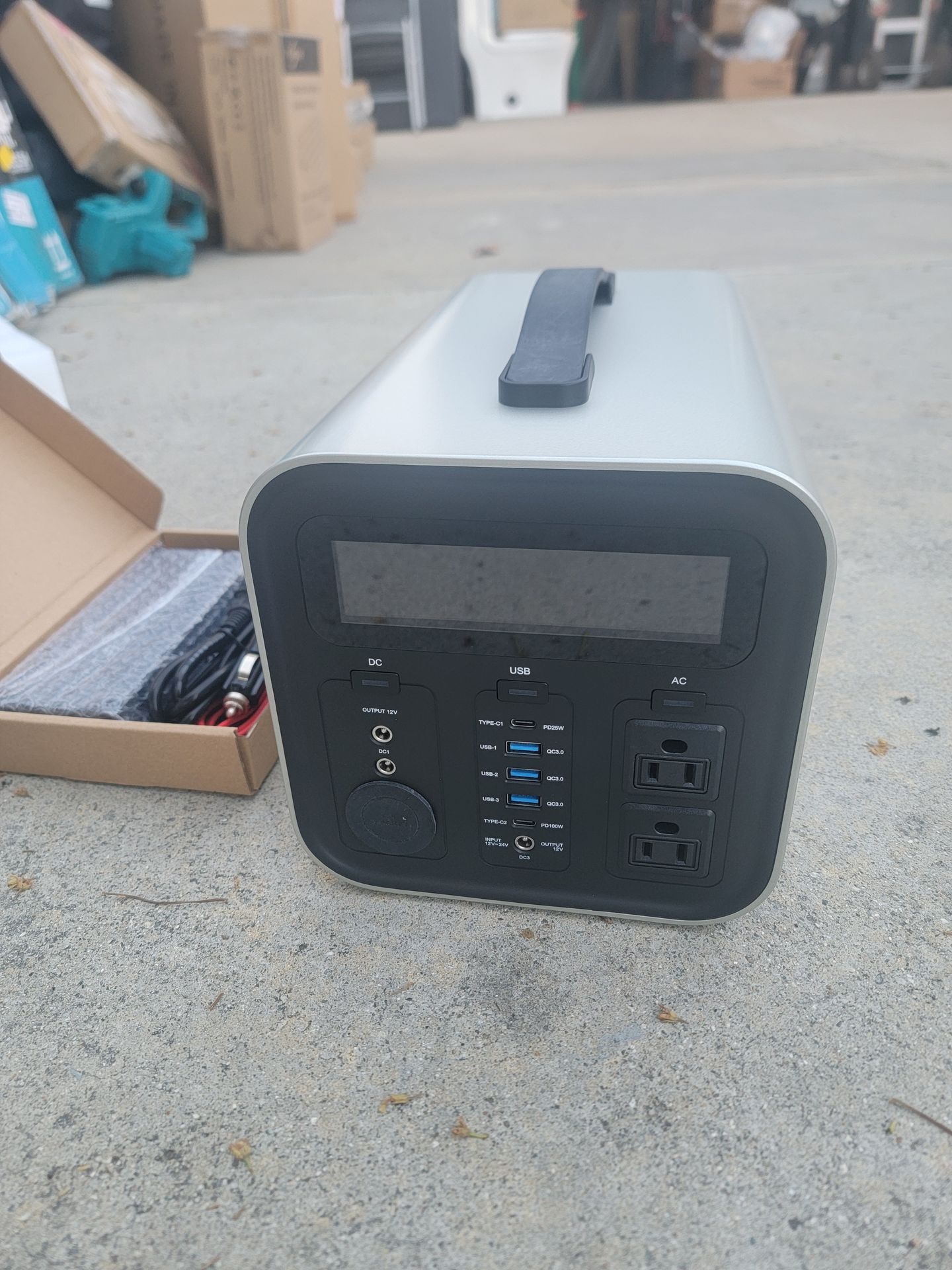 Portable power station 1000w.