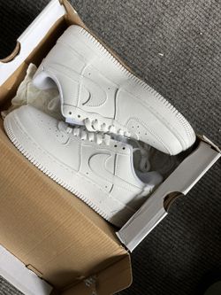 Size 8 True White Air Ones $60